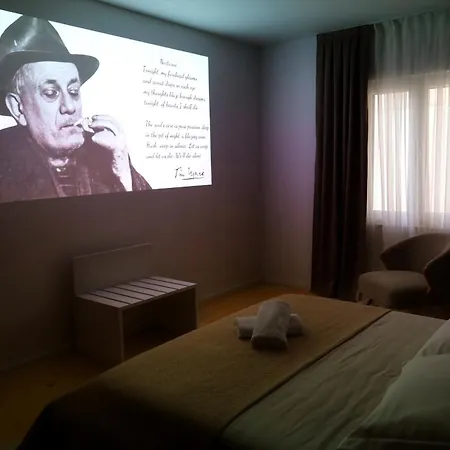 Villa F In - Makarska *