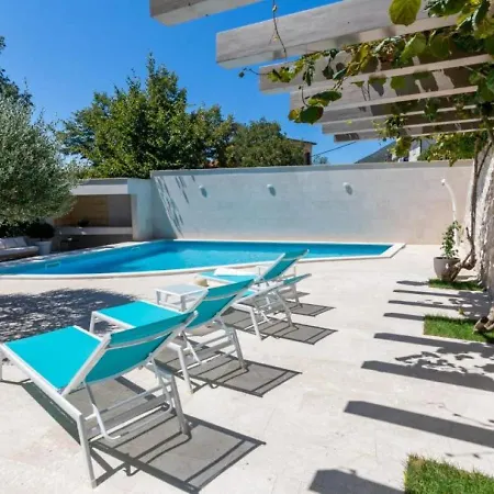 Villa F In Vrgorac - Makarska *